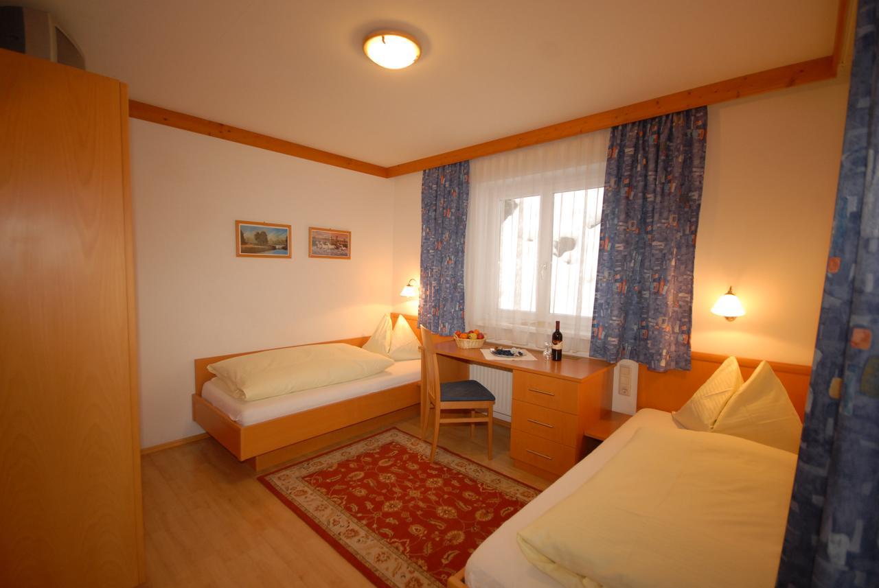 Jugendpension Muellauerhof Saalbach-Hinterglemm Bagian luar foto